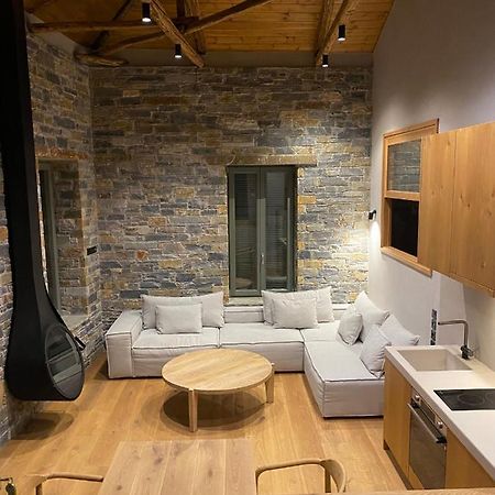 Ej Boutique Suites Milína Eksteriør billede