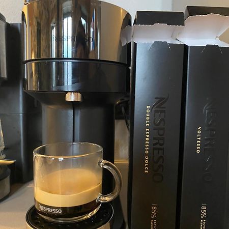 Ej Boutique Suites Milína Eksteriør billede