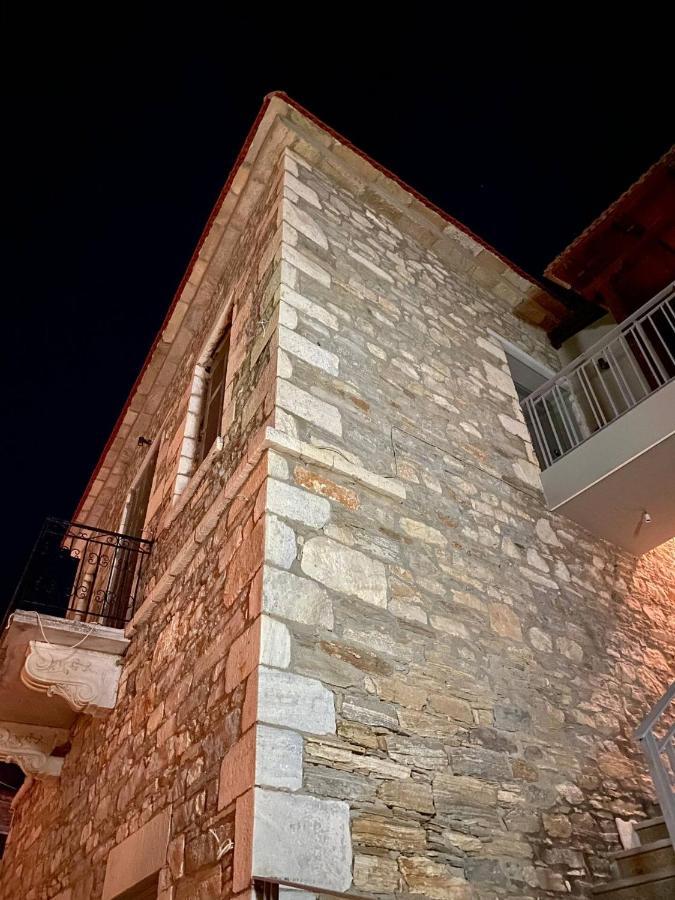 Ej Boutique Suites Milína Eksteriør billede