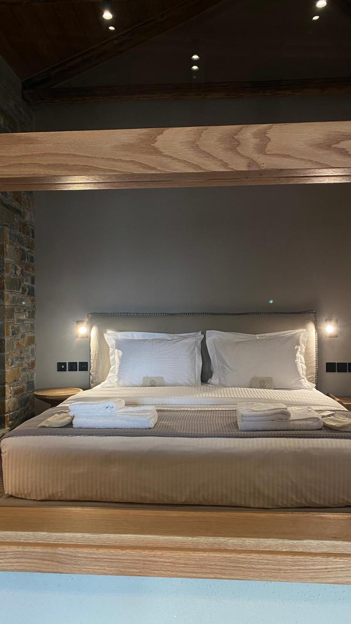 Ej Boutique Suites Milína Eksteriør billede